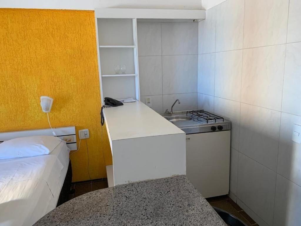 شقة فورتاليز  في 205 Flat Mobiliado Com Vista Lateral Mar Na Praia De Iracema المظهر الخارجي الصورة